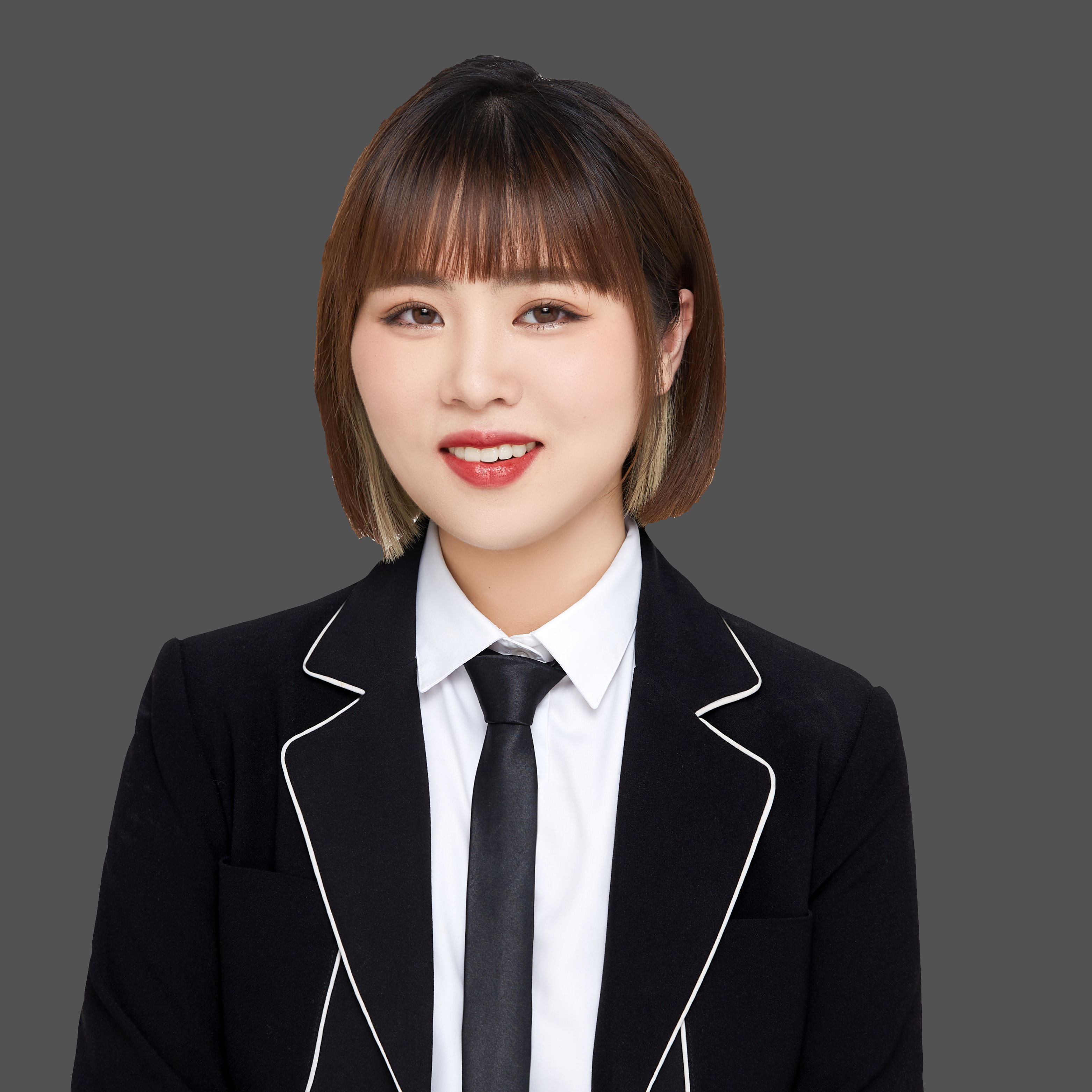 龙宇-<p>财务总监/CFO</p>